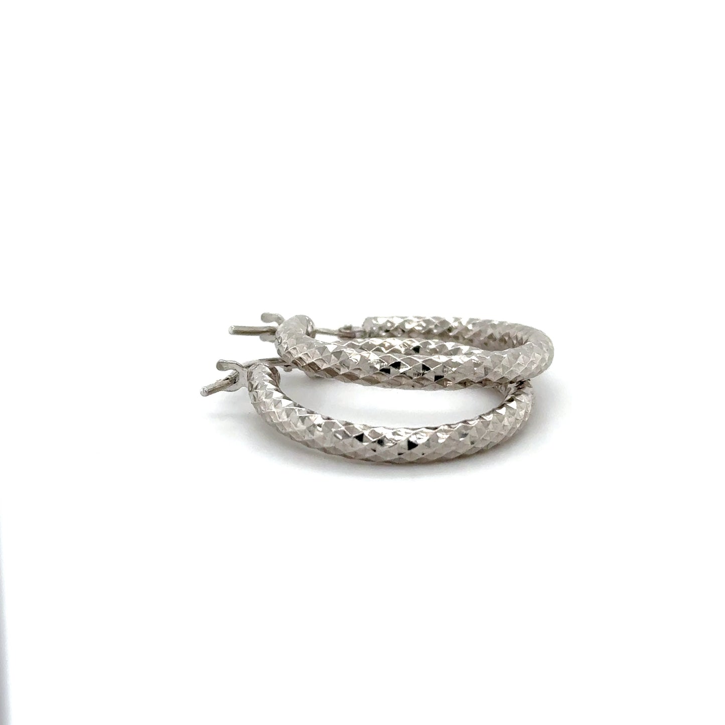 TEXTURE GOLD HOOPS