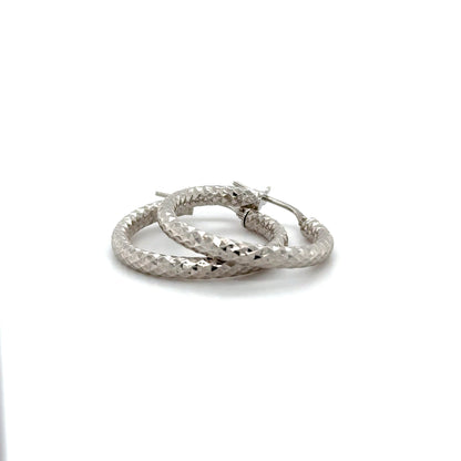 TEXTURE GOLD HOOPS