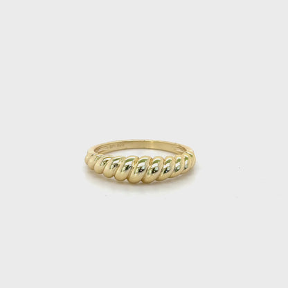 Crossant Ring