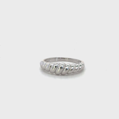 Crossant Ring